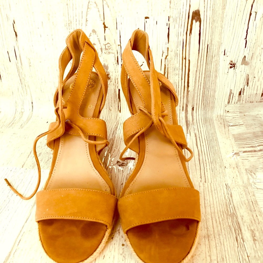 Beige Vince Cameo size 8.5